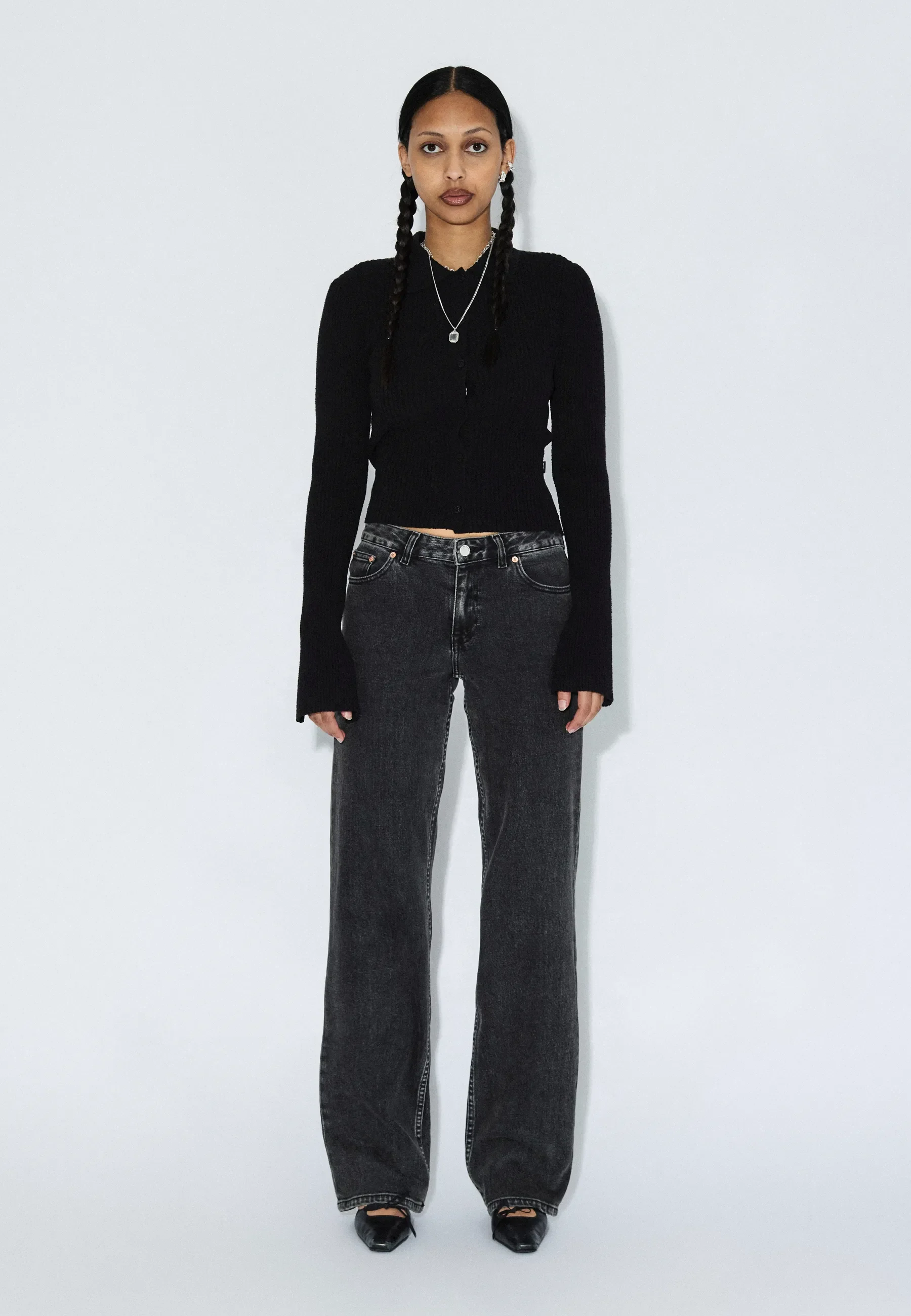 Addy Mid Straight - Tar Aged Black