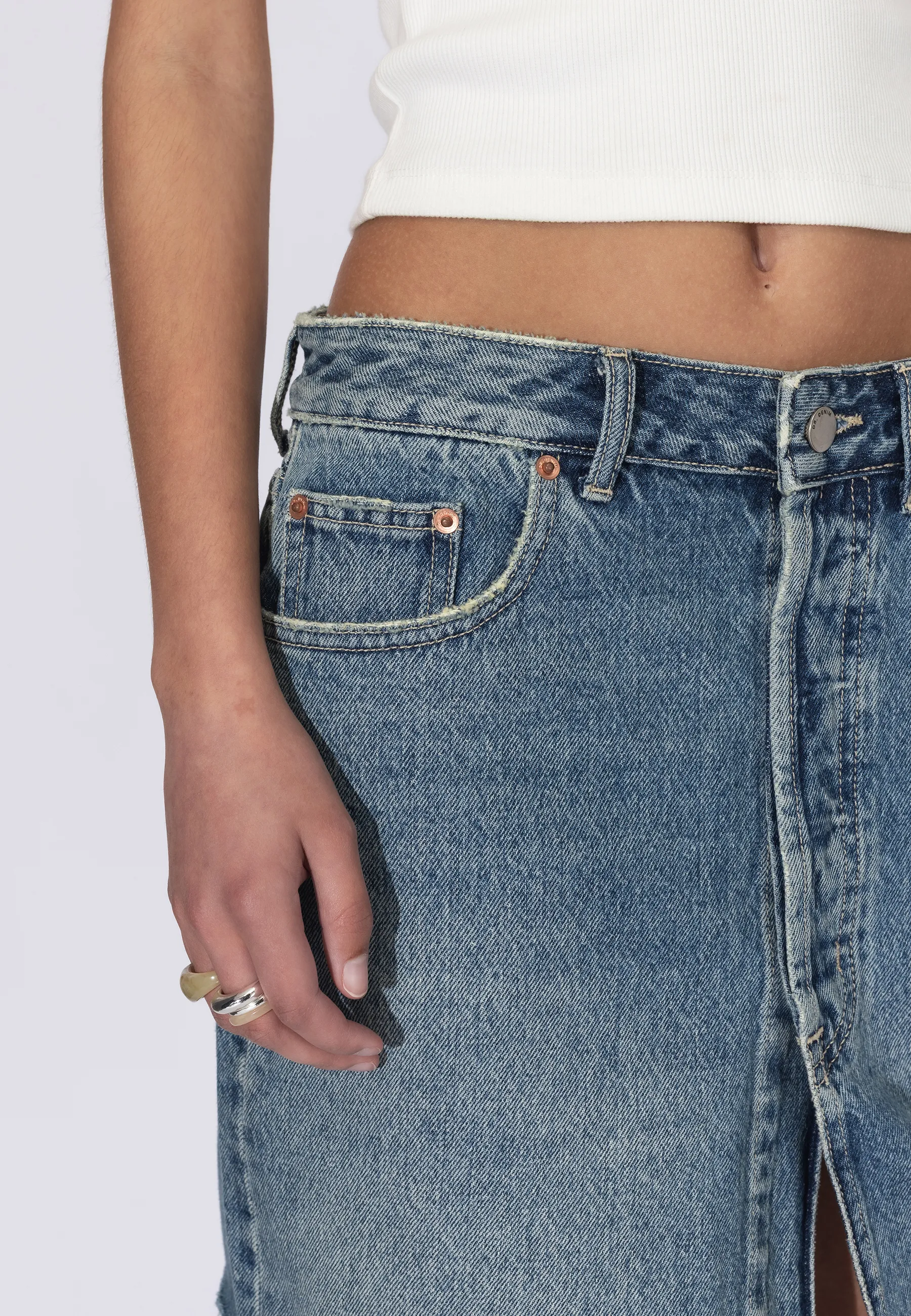 Ara Skirt - Drift Sky Used - Image 6