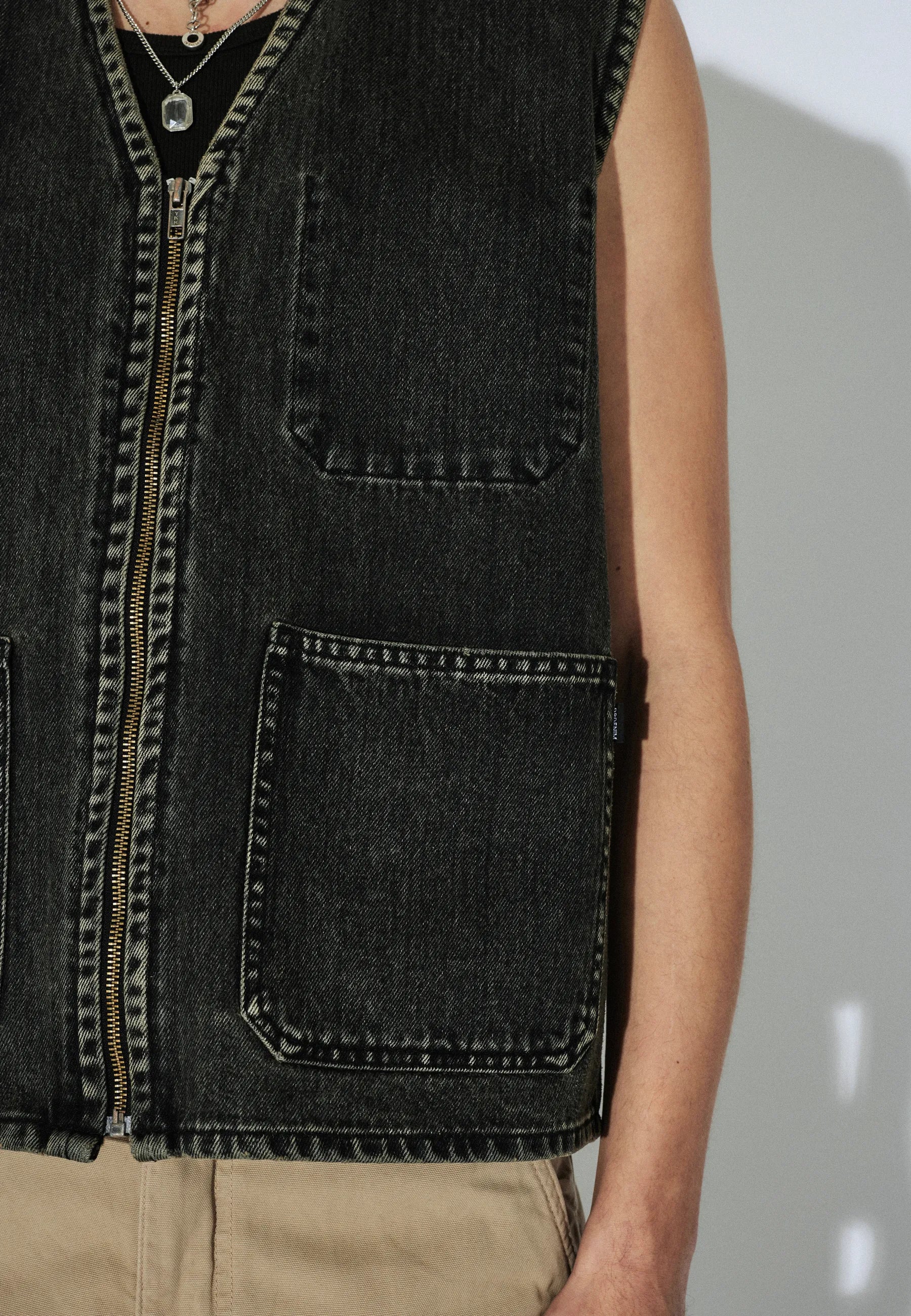 Enver Worker Vest - Aged Black - Image 15