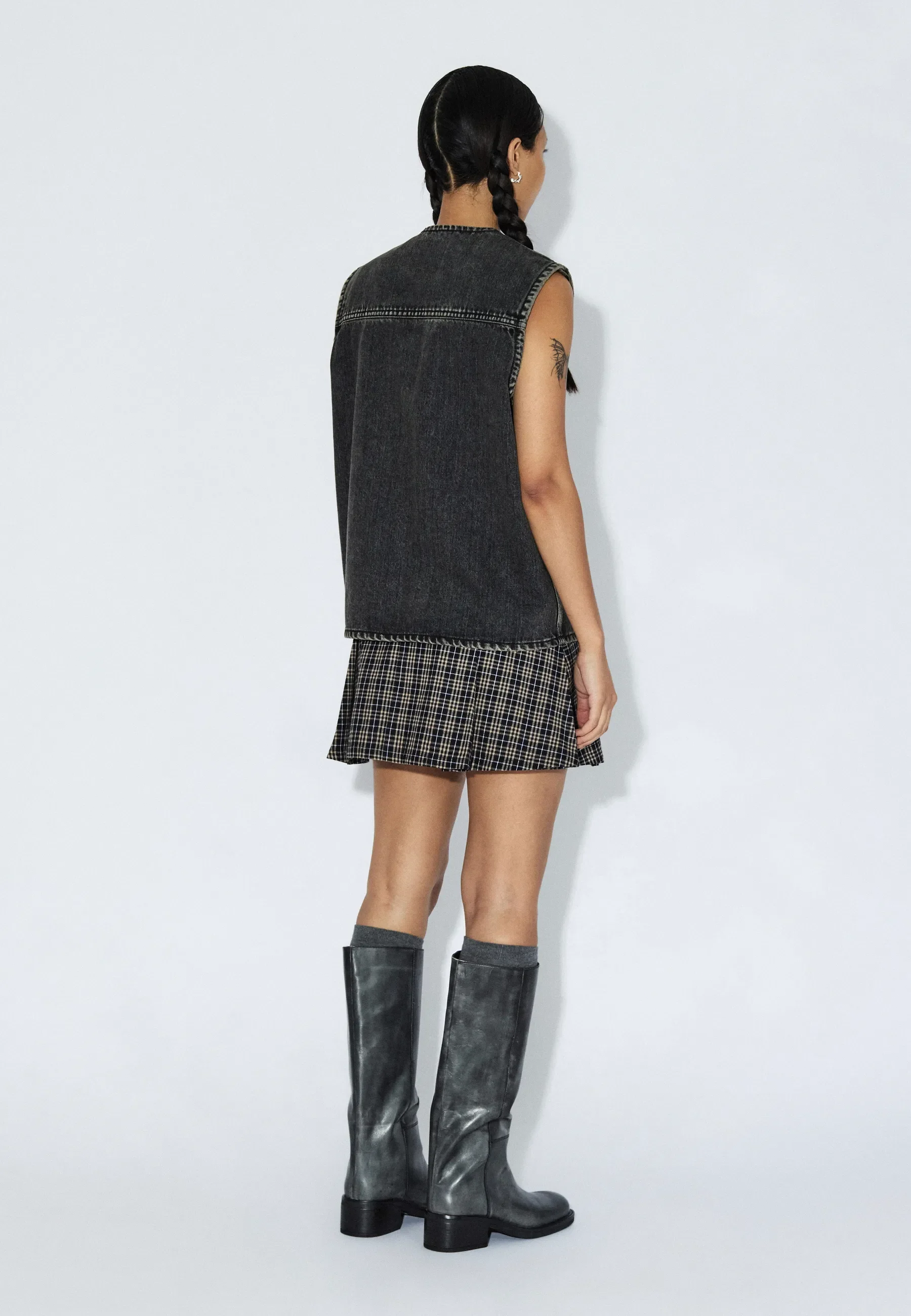 Enver Worker Vest - Aged Black - Image 4