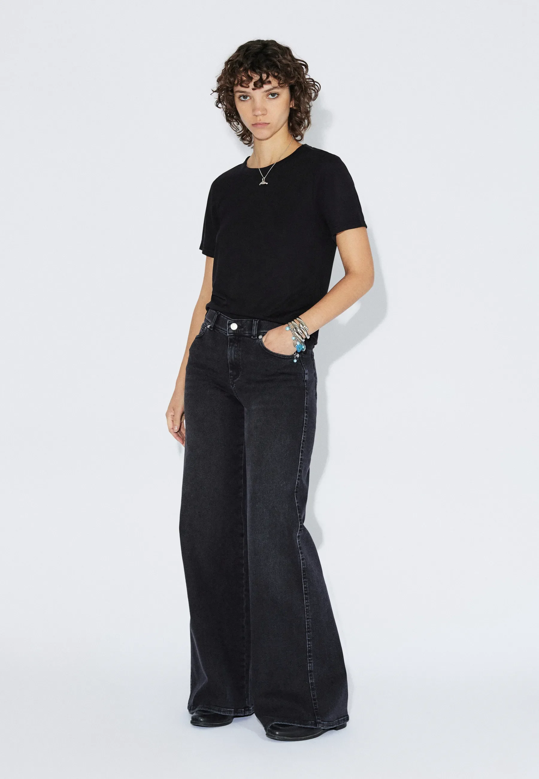 Lyra Top - Black Mono - Image 2