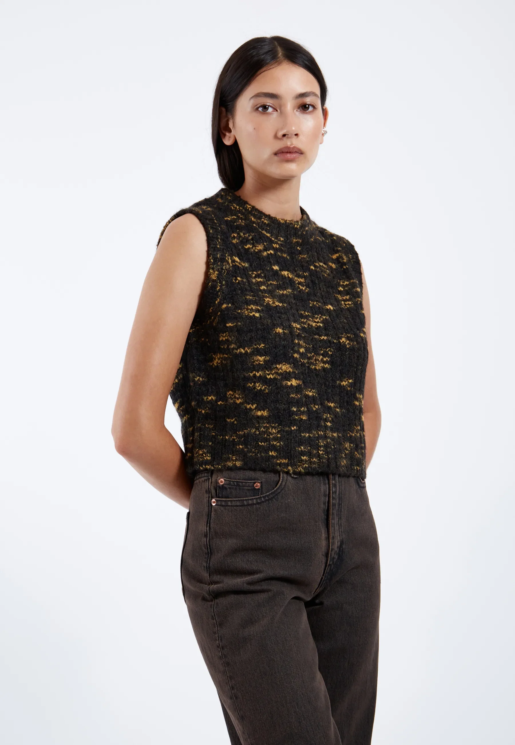 Mina Vest - Space Black