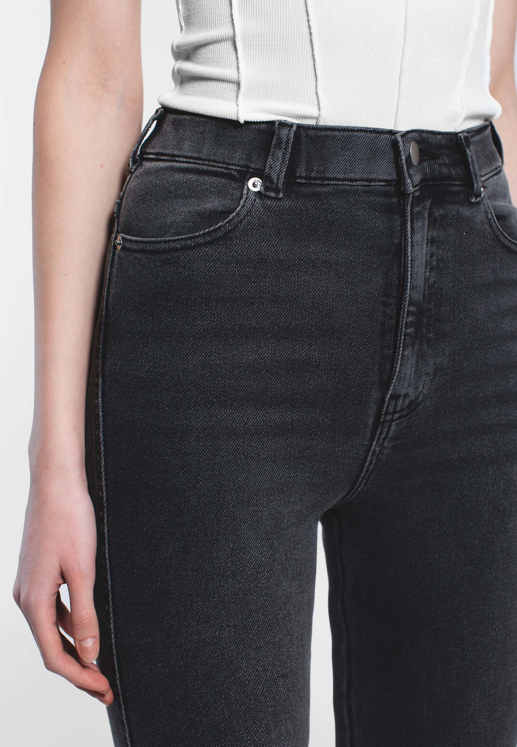 Moxy High Flare - Dark Grey Mist - Image 4