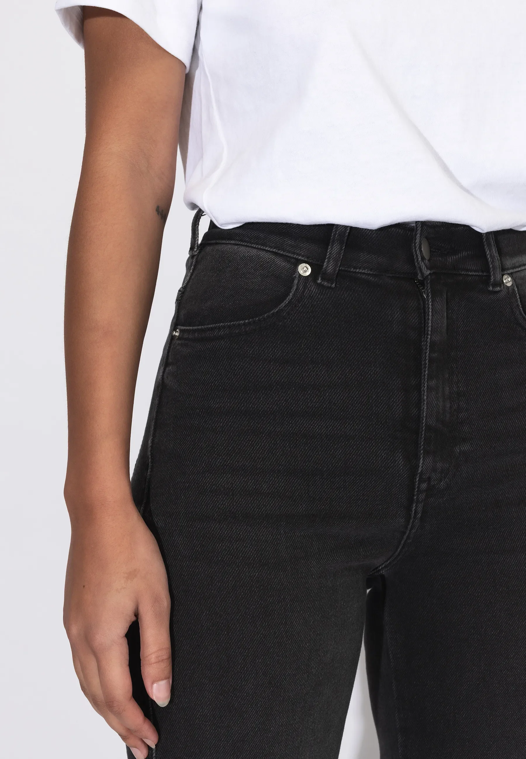 Moxy High Straight - Black Mist - Image 8