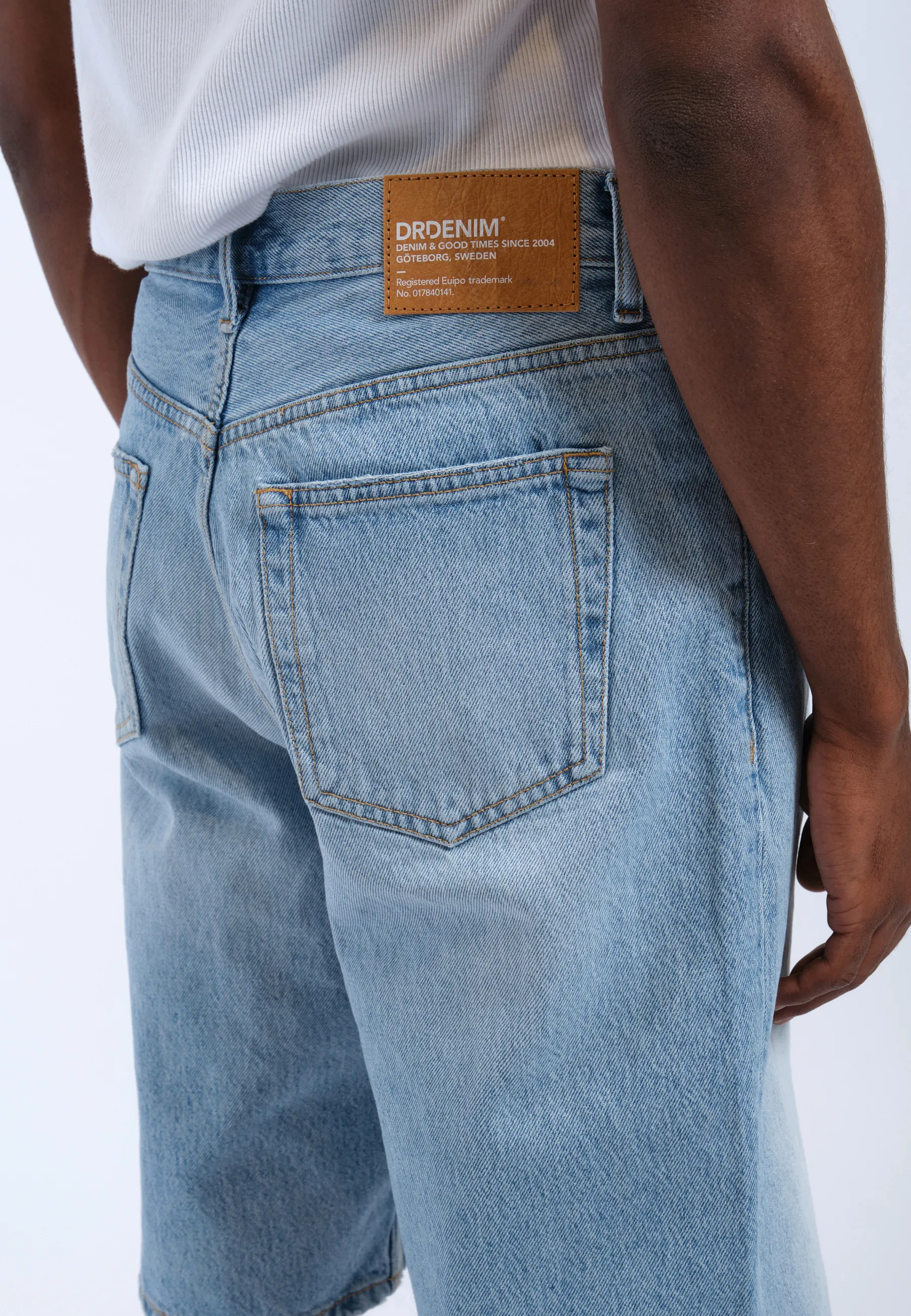 Omar Shorts - Stream Light Fade - Image 8