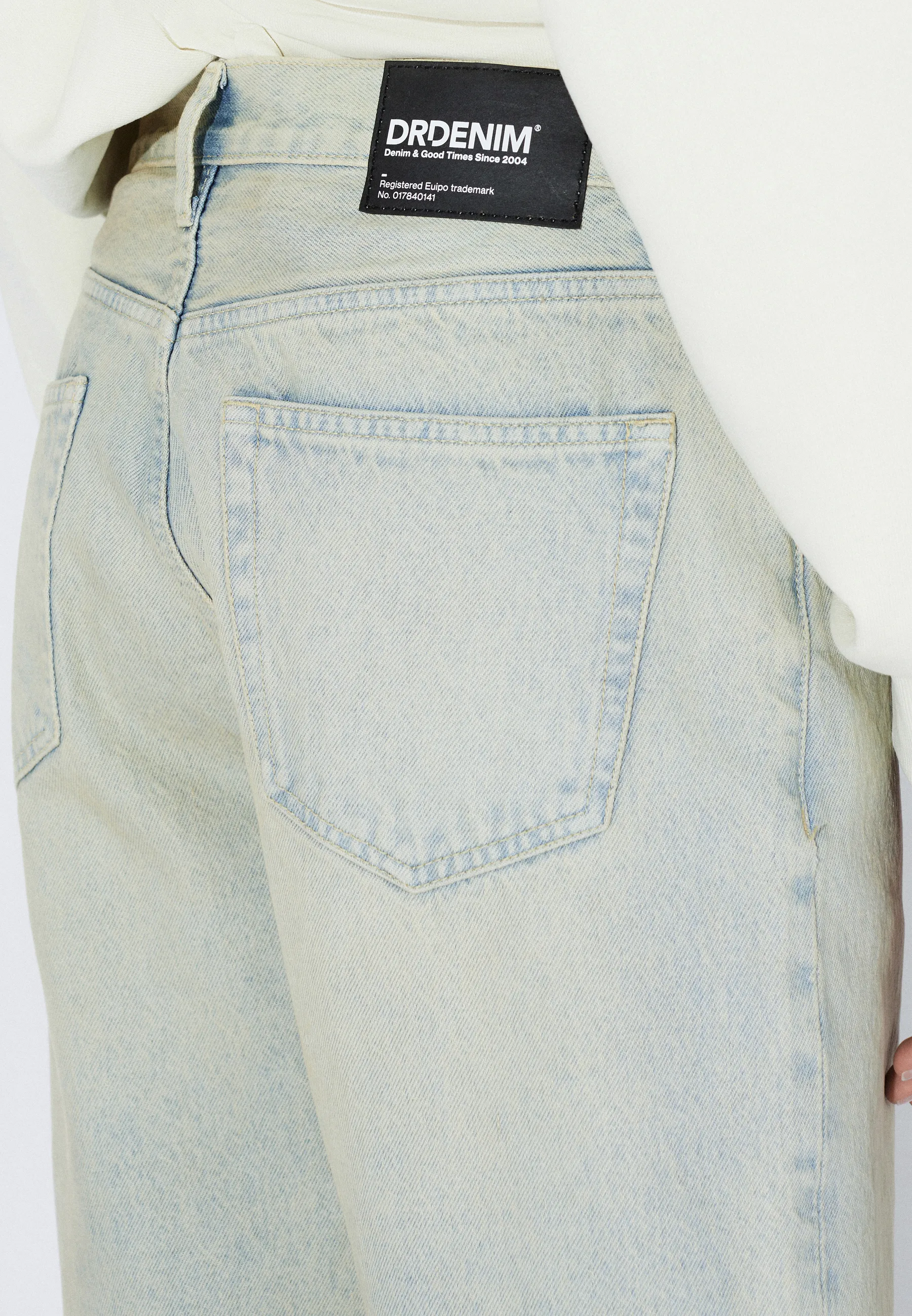 Omar Shorts - Stream Light Sand - Image 8