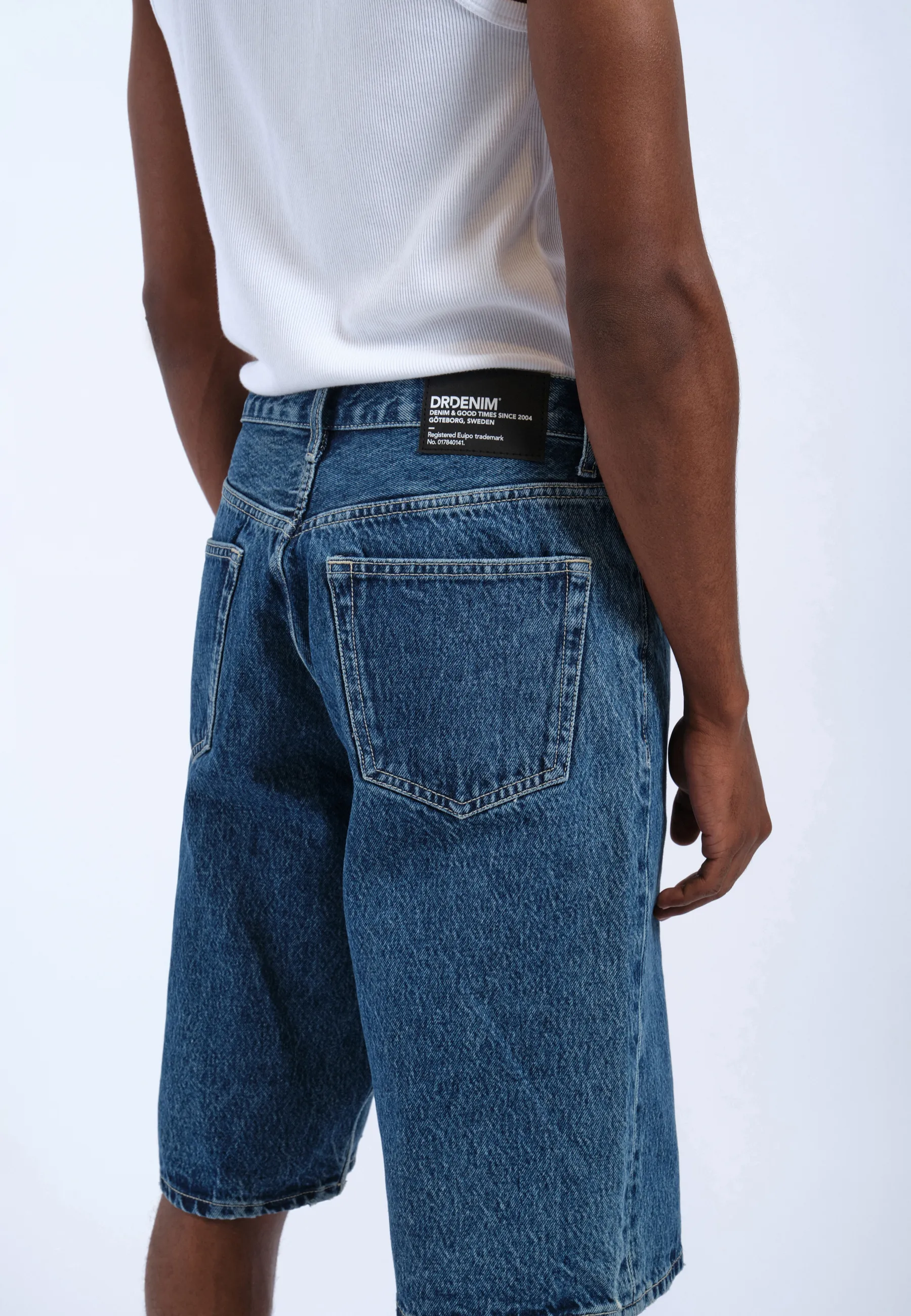 Omar Shorts - Stream Mid Retro - Image 8