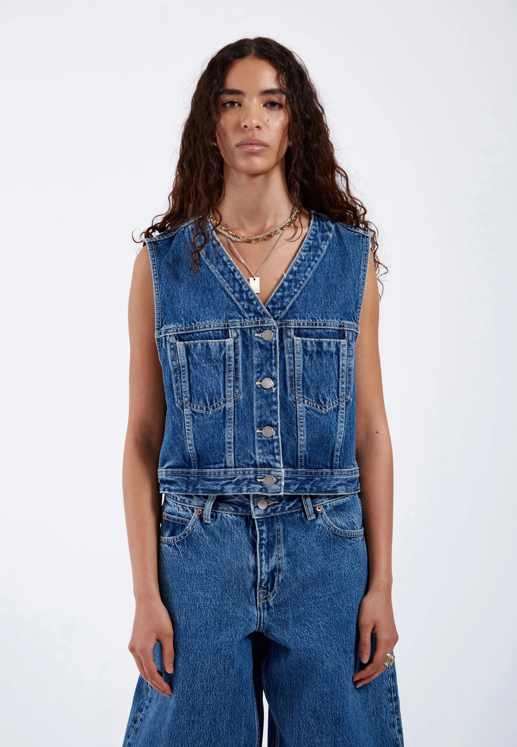 Tina Top - Stream Mid Retro