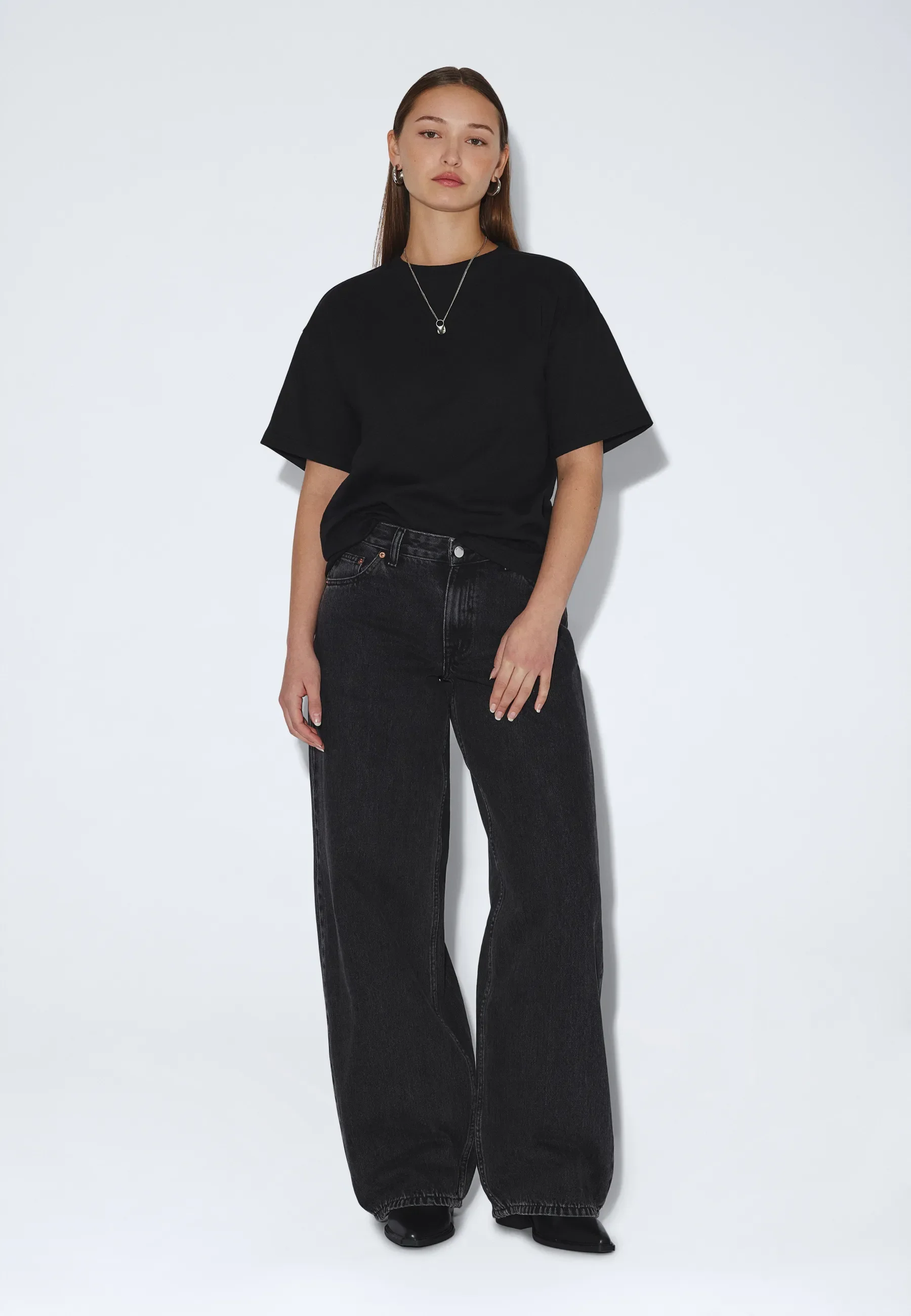 Trooper Tee - Black - Image 11